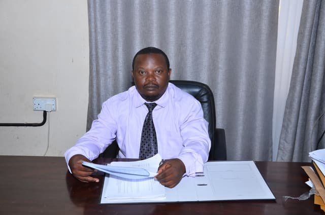 DR. LUBOWA MARTIN